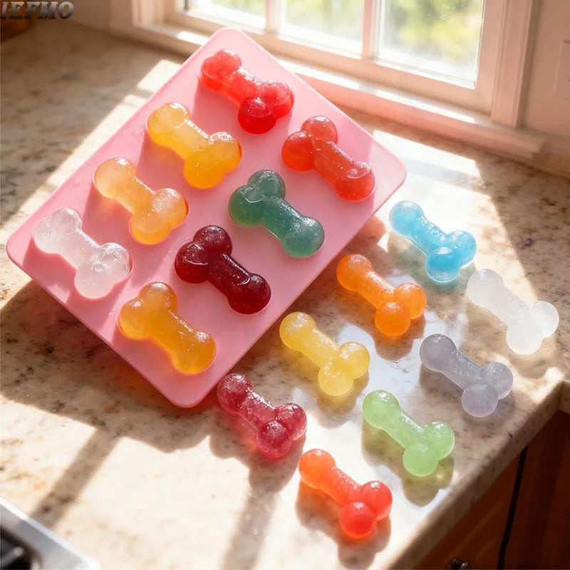 Creative Silicone Ice Mold 8 Grid Ice Cube Tray for Whiskey Cocktail Novelty Food Grade Flexible with Lid Kitchen Tool