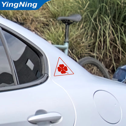 2PCS Car Sticker Body Fender Four Leaf Clover Reflective Decal Vinyl for Alfa Romeo 159 147 156 166 Giulietta Giulia Mito Spider