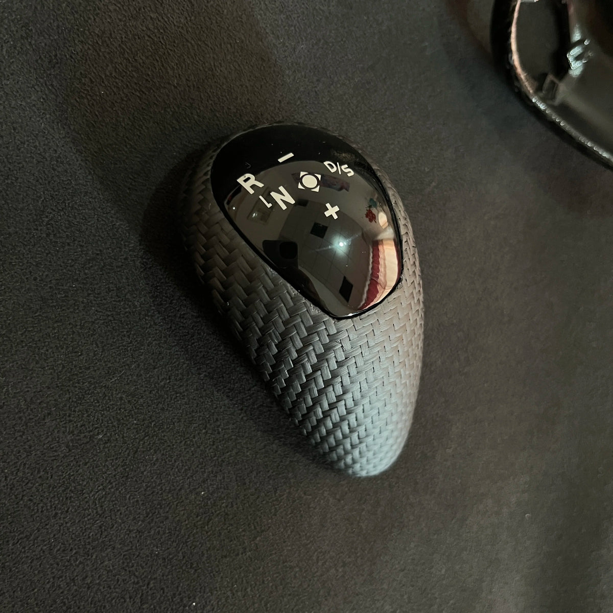Real Carbon Fiber Gear Shift Knob Cover Replacement for BMW M2 M3 M4 M5 M6 F87 F80 F82 F83 F10 F12 F13 F06