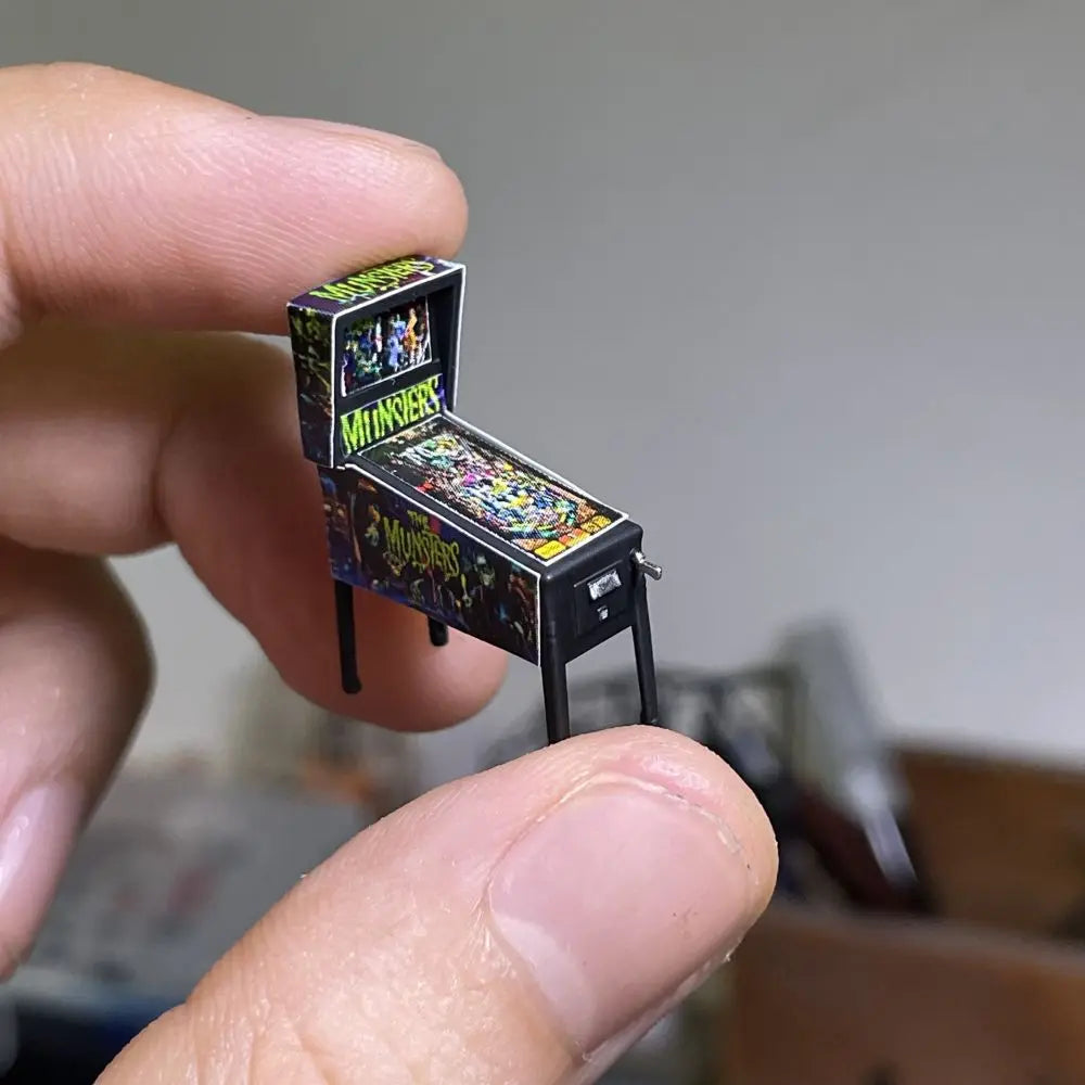 1:64 scale Arcade Pinball Machine Miniature Model Garage Modification Store Decoration Scene  Auto Repair Shop Figure Accessorie