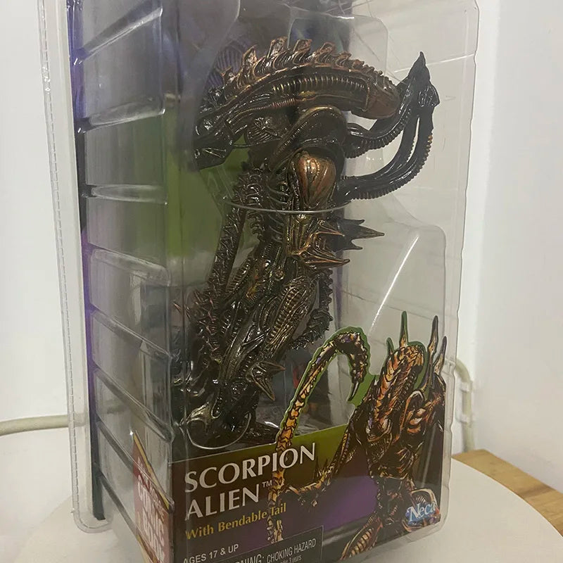 NECA Alien VS Predator Figure Scorpion Aliens Snake Alien 13th Action Figure Model Toy Gift 18CM