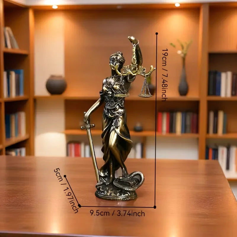 Creative Retro Round bottom Justice Goddess Statue Lawyer Office Ornament Gifts Home Living room Sculpture Desk Decor