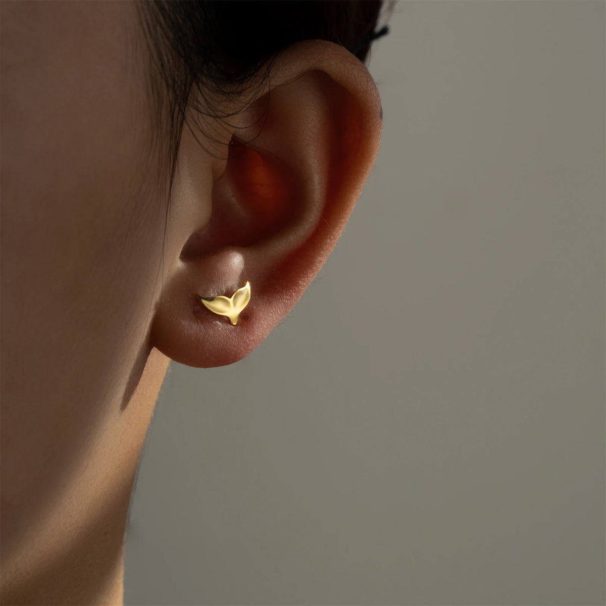 ANDYWEN 925 Sterling Silver Gold  Fish Tail Stud Earring Clips Piercing Pendiente Women luxury Fine Jewelry Simple Jewels