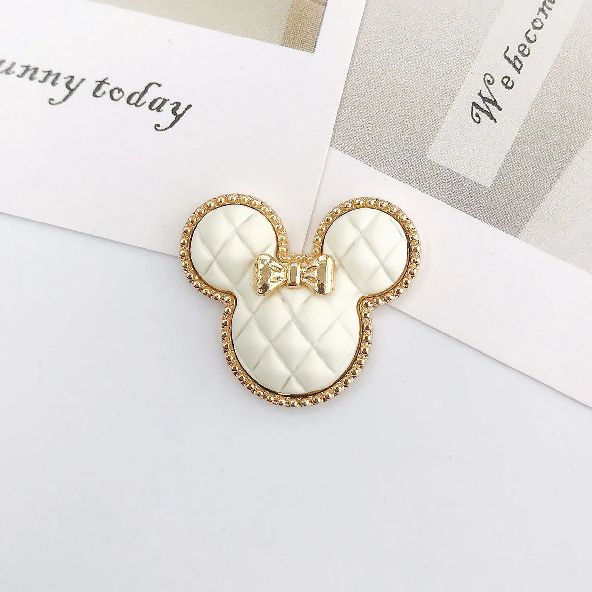 New spray paint Cartoon Doll diy ornament accessories candy color phone case beauty material hole shoes
