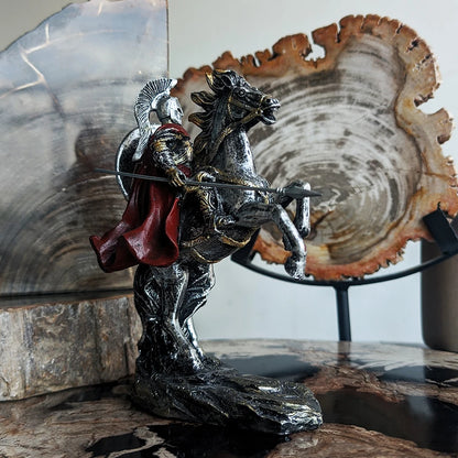 Spartan Resin Warrior Figure Home Office Decor Tabletop Ornament with Horse Figurine Livingroom Decoration