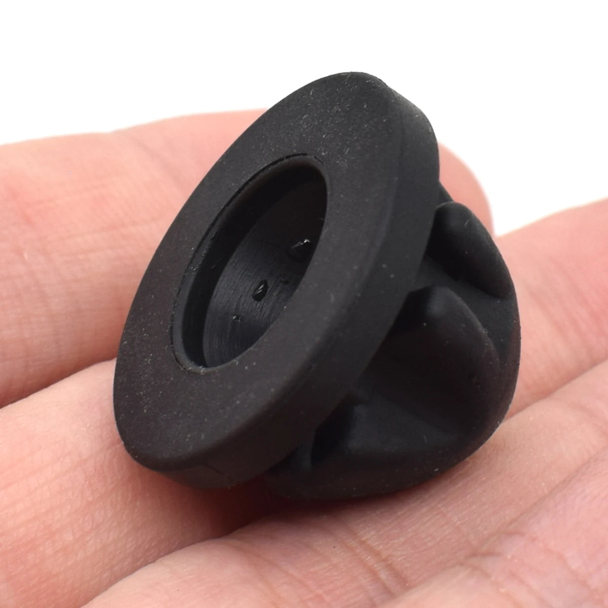 Engine Cover Trim Rubber Mount Grommet Bush Bump Stopper 11127614138 For BMW E88 E82 F20 F21 F40 F22 F87 F23 F44 F45 F46 E90 E91