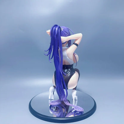 Yuna sauce beautiful girl squatting cute animation GK model statue tide play figure gift ornament in the spot office