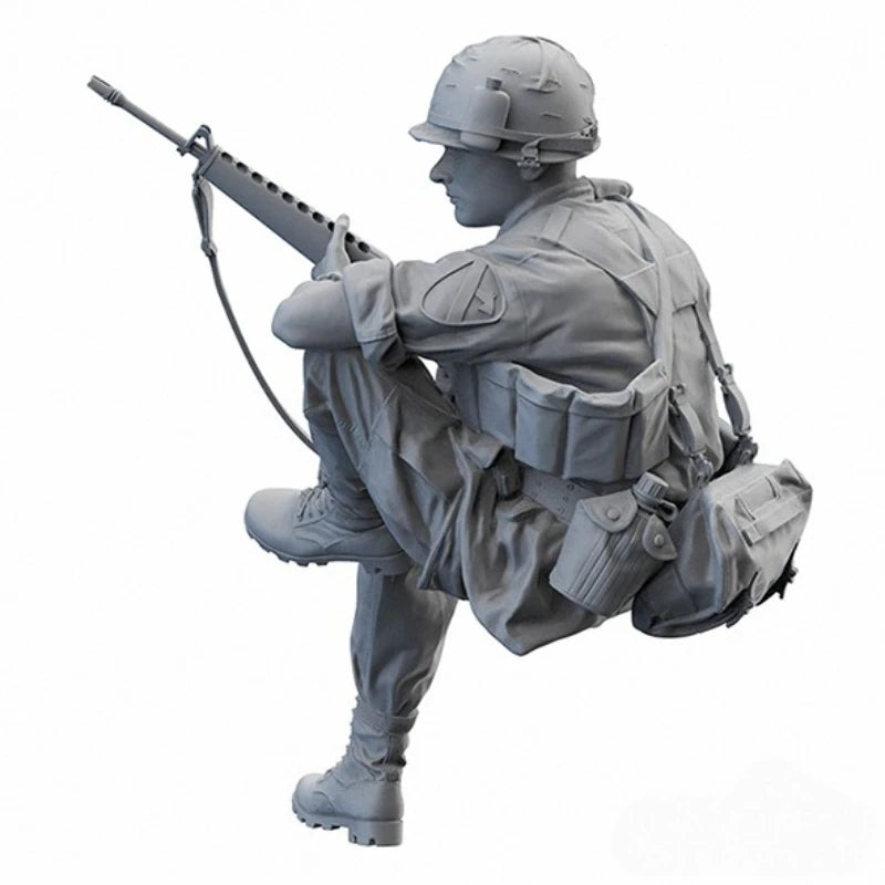 1/16 Scale Die-Cast Resin Figure Model Kit Vietnam War US Army Infantry Sitting Position Unassembled and Unpainted