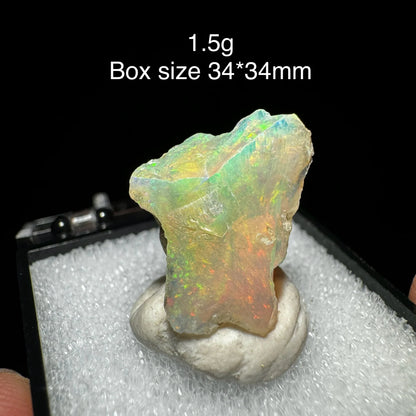 Natural Rare Colorful Ethiopia Opal (No Need Water) Gem Mineral Specimen Box Size:34X34mm (Need Lighting) Sunlight Best