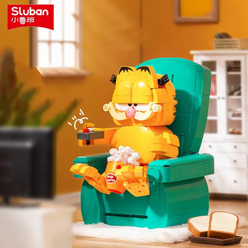 Garfield Cat Sofa Building Blocks Sitting Garfield Character Model Bricks Educational DIY Toys Desktop Decoration Holiday Gifts