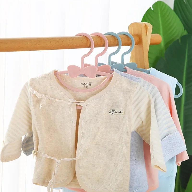 5-50Pcs Baby Hangers Plastic Kids Clothes Storage Hanger for Nursery Children Hangers Toddler Infant Portable Coats Home Rack