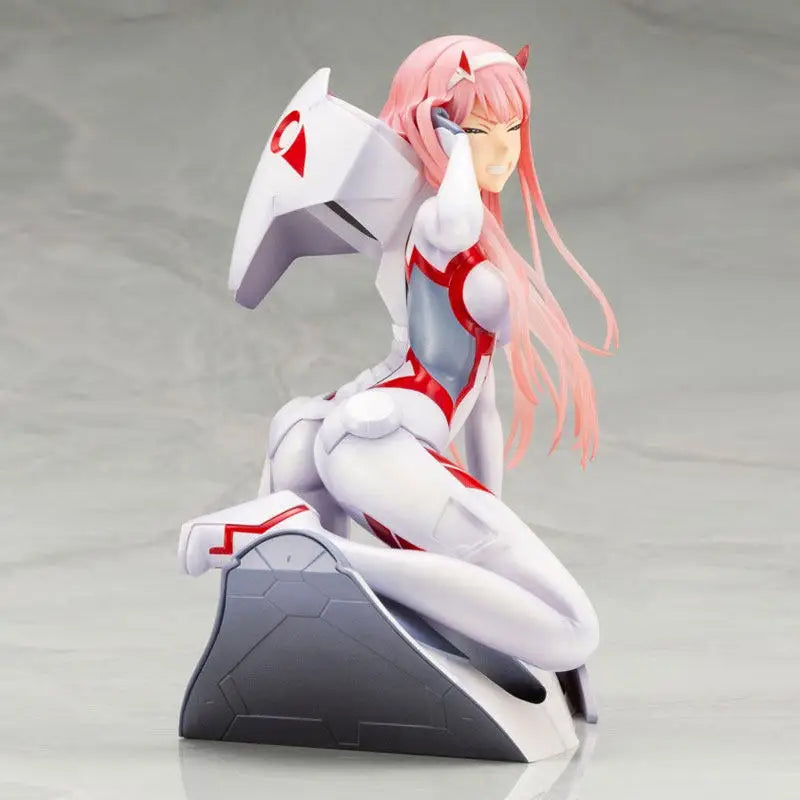 16CM Darling In The Franxx Zero Two 02 Action Figure Model Toys Desktop Ornament Decoration Collectible Toys Statue Gifts