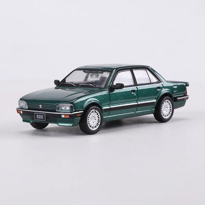 DCT 1:64 505 Sedan Alloy Model Car