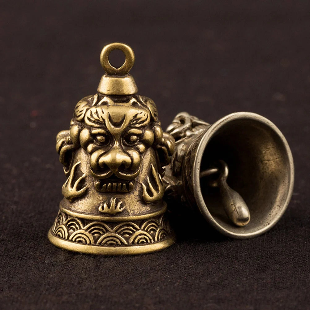2pcs Retro Crafts Brass Bell Ornaments Lion Head Pendants for Keychain