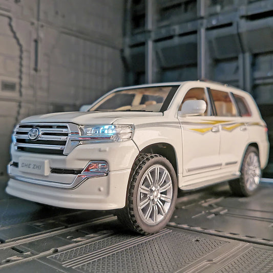 1:24 Simulated Land Cruiser SUV Alloy Car Model Ornament Metal Business Sedan Model Give Boyfriend Gift