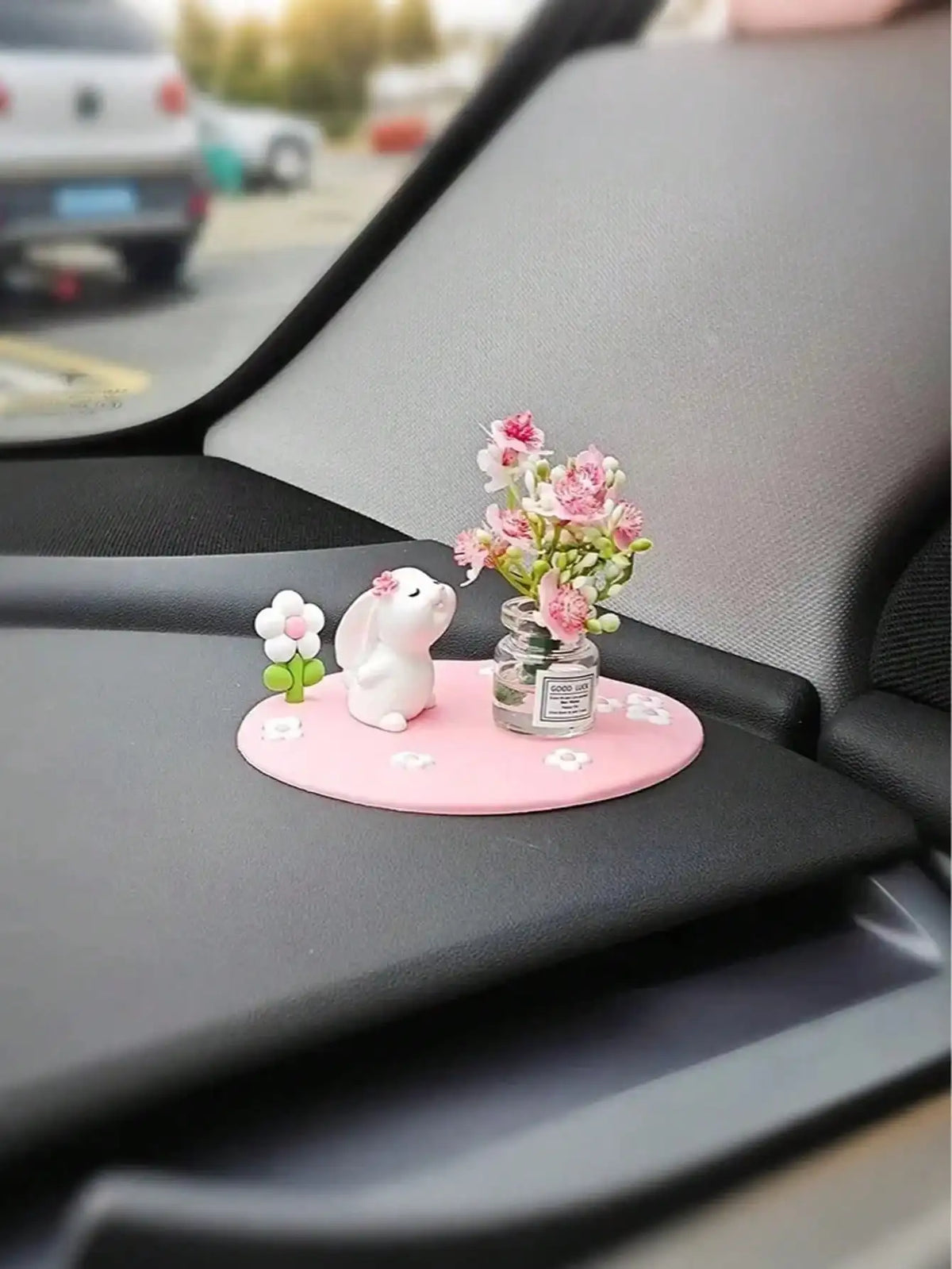 Cute Creative Daisy & Clover Pads | Mini Car & Desktop Ornaments | Perfect for Car Interior Decoration