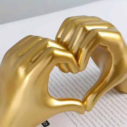 1PC Golden Heart Hand Statue, Mini Resin Valentine/Birthday Gift for Bedroom/Office/Entryway Decor w/Gift Box