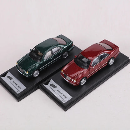 SHADOW 1:64 E55 W210 Alloy Model Car