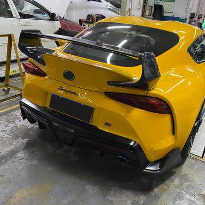 Real Carbon Fiber ST Style Rear Tail Spoiler Trunk Wing Lip Tuning Rear Roof Lip Spoiler Wing For Supra A90 2019-2023 BodyKits
