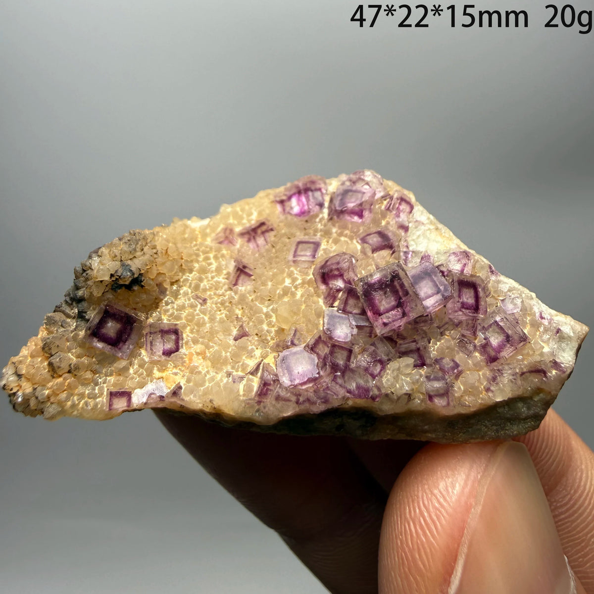 Hot Sale Natural UV Fluorescent Fluorite Cluster Inner Mongolia Cubic Crystal Mineral Specimen Healing Collection Decor A2-2-11