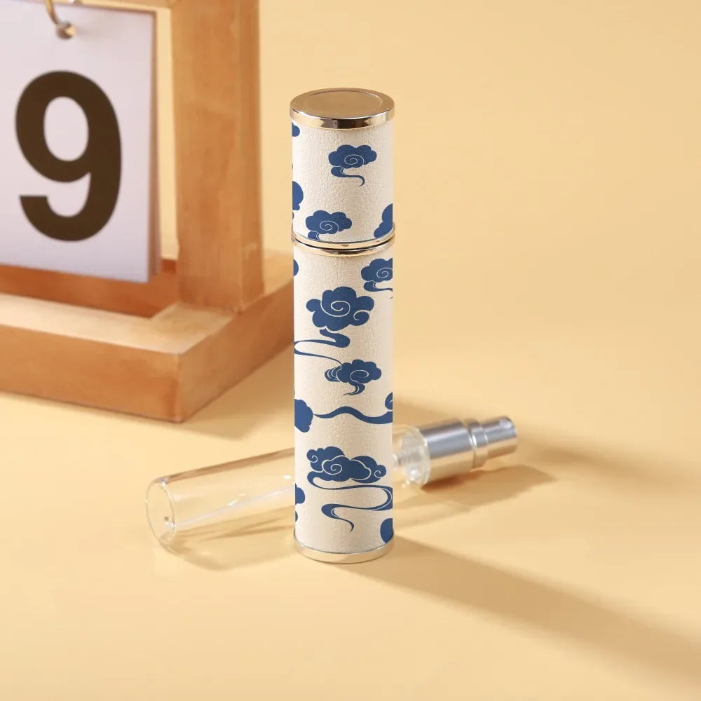 10ml Mini Perfume Bottle PU Leather Essential Oil Alcohol Spray Rotating Bottle Refillable Spray Atomizer Bottle