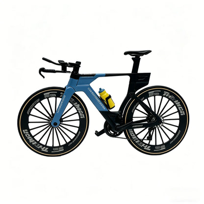 1:8 Scale Alloy Triathlon TT Time Trial Racing Bicycle Model Diecast Simulation Mini Bike Ornament Collection Toy Gift for Cycli