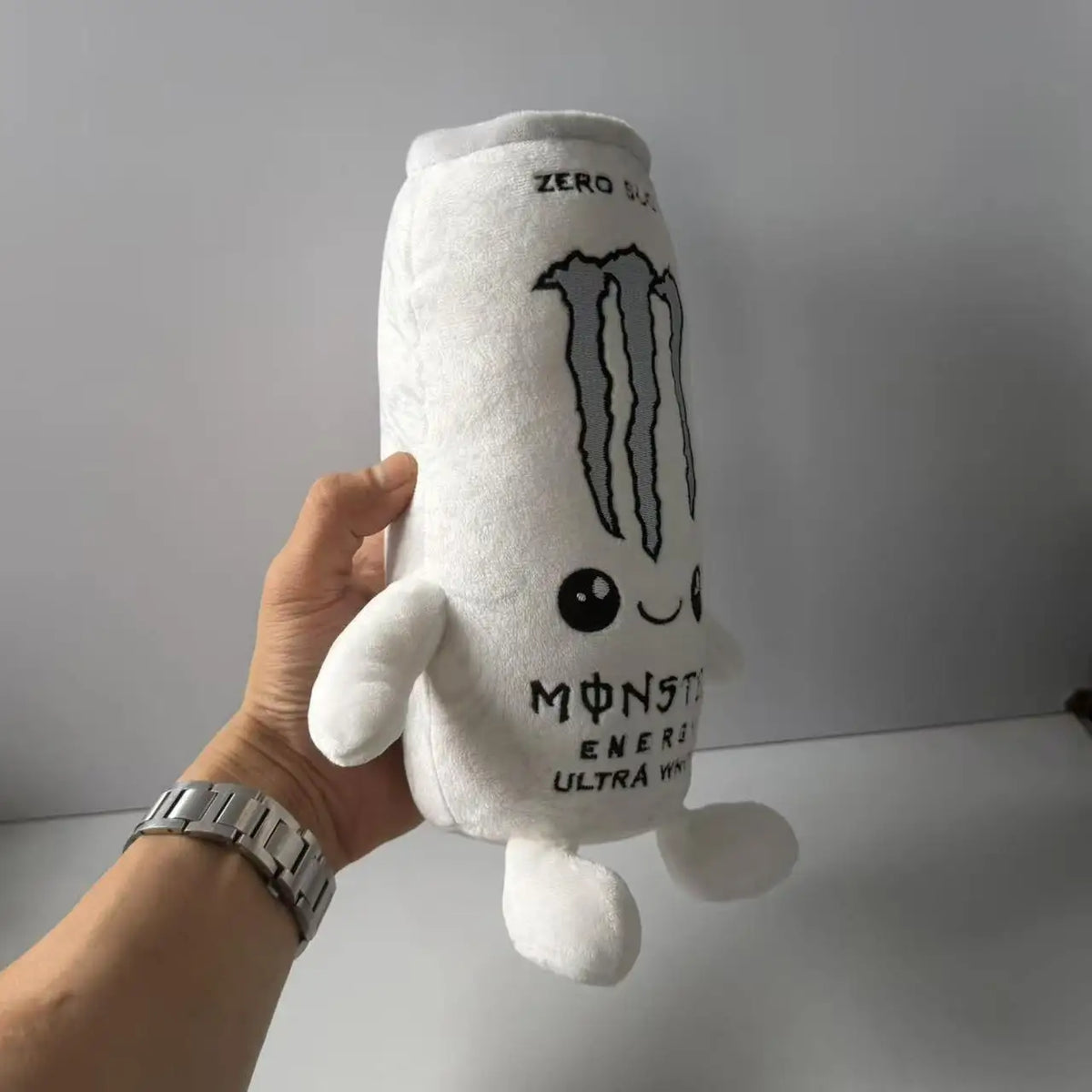 White Energy Drink Can Shaped Ornament Simulation Zero Sugar White Monster Energy Drink Figure Fans Desktop Home Decoration