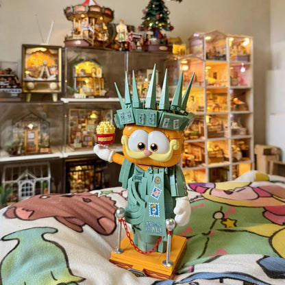 Garfield Building Block Statue of Liberty Children Cartoon Animation Assembly Toy Pharaoh Model Desktop Ornament Collection Gift
