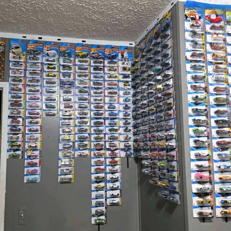 Wall Mount Display Strip for 1 64 Scale Diecast Cars Vertical Model Vehicle Organizer Rack
