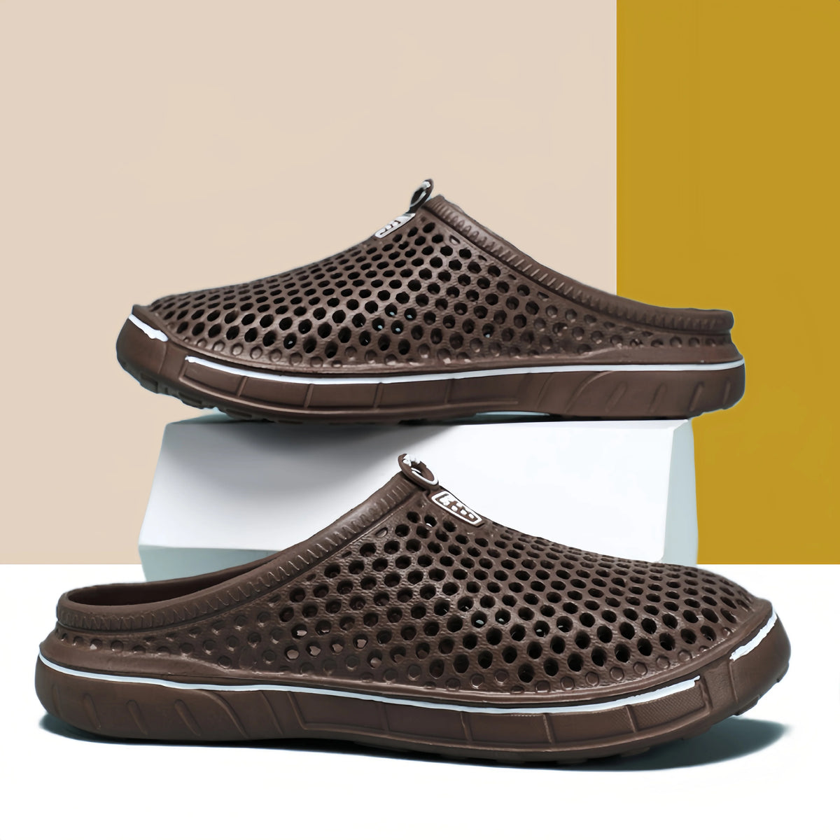 Couple's Style Lightweight Anti-Slip Ladies' Thong Slippers Multiple Colors Available Simple Design Pure Color Sandals