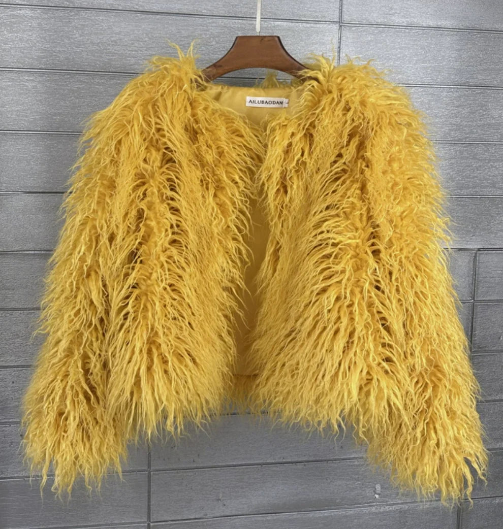 Women's Fur Coat Colorful Furry Pink Lamb Wool Faux Fur Coat Female Shaggy Sheepskin Coat Winter Artificial Fur Jacket