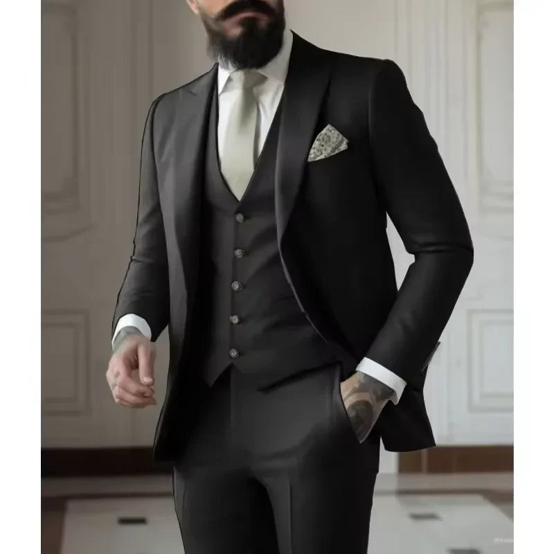 Classy Men Suits 3 Pieces Light Green Peak Lapel Jacket Vest Pants Classic Set for Wedding Groom Wedding Business Events Dress