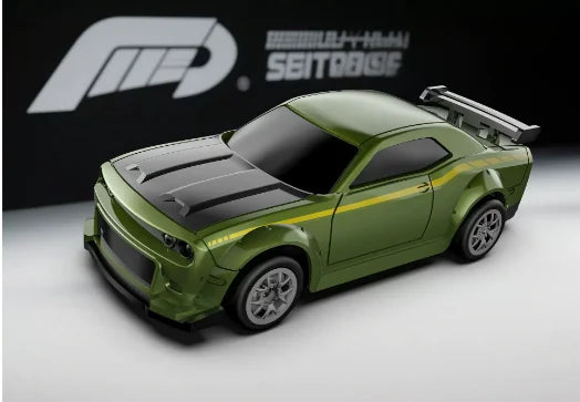 1/64 Mini RC Desktop RC Car Full Scale 4WD Drift Car Desktop Racing Model Ornament Boy RC Car