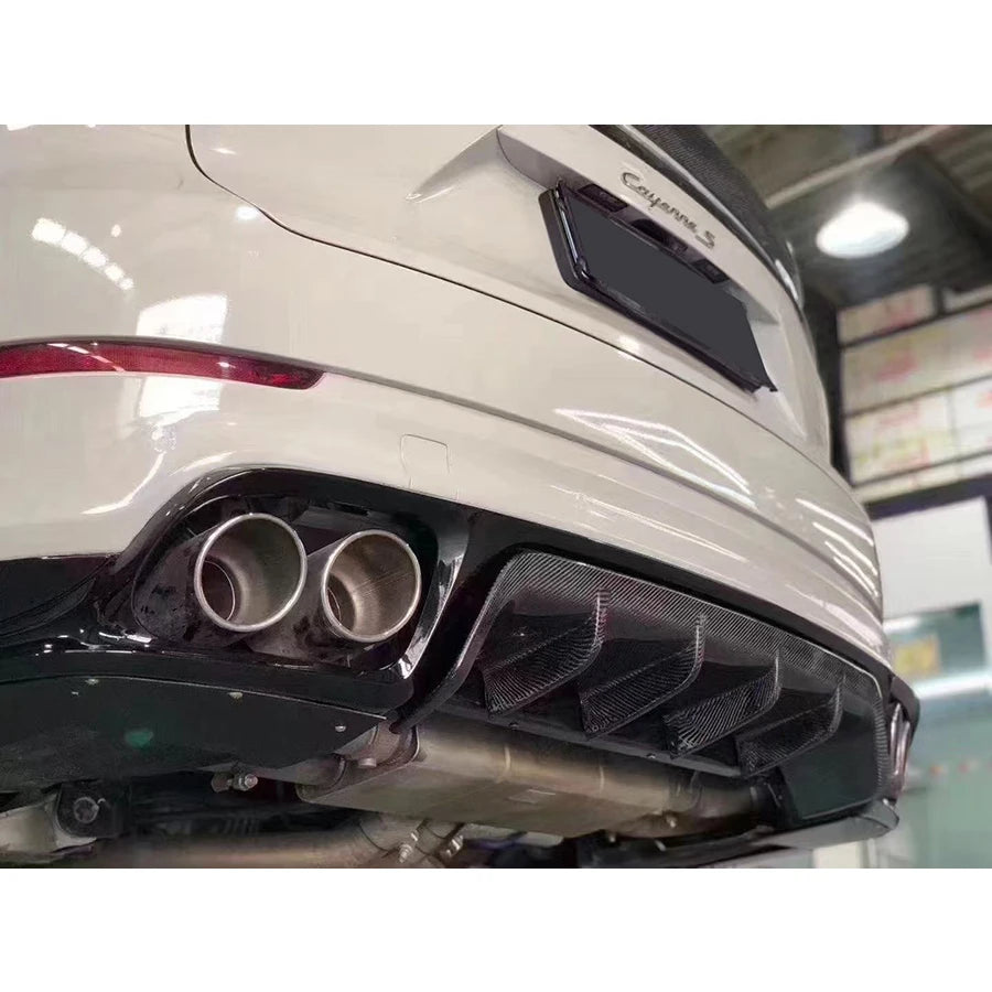 For Porsche Cayenne 958.2 2017+ GTS Carbon Fiber Car Rear Bumper Diffuser Rear Splitters Spoiler Back lip body kit