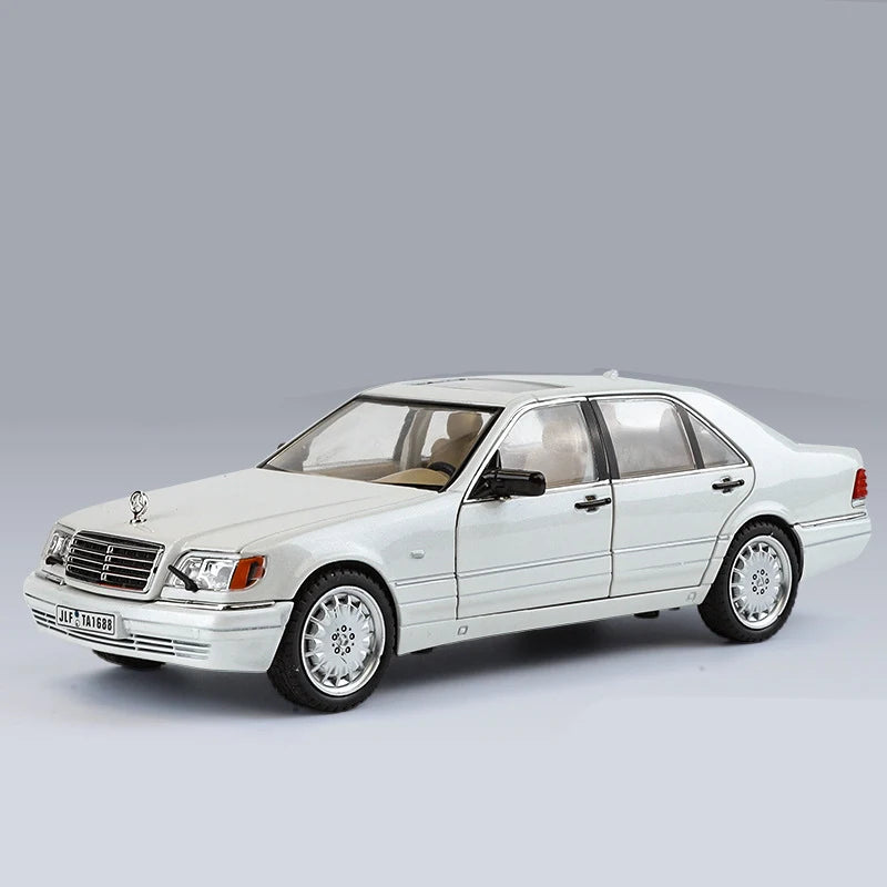 1:24 W140 S320 SEL Street Edition Alloy Classic Car Model Diecasts Metal Retro Old Vehicles Car Model Sound Light Kids Toys Gift