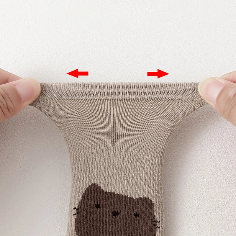 6 Pairs Cartoon Animal Baby Glue-On Socks, Kid's Anti-Slip Trampoline Socks, Suitable for Babies When They Are Learning to Walk