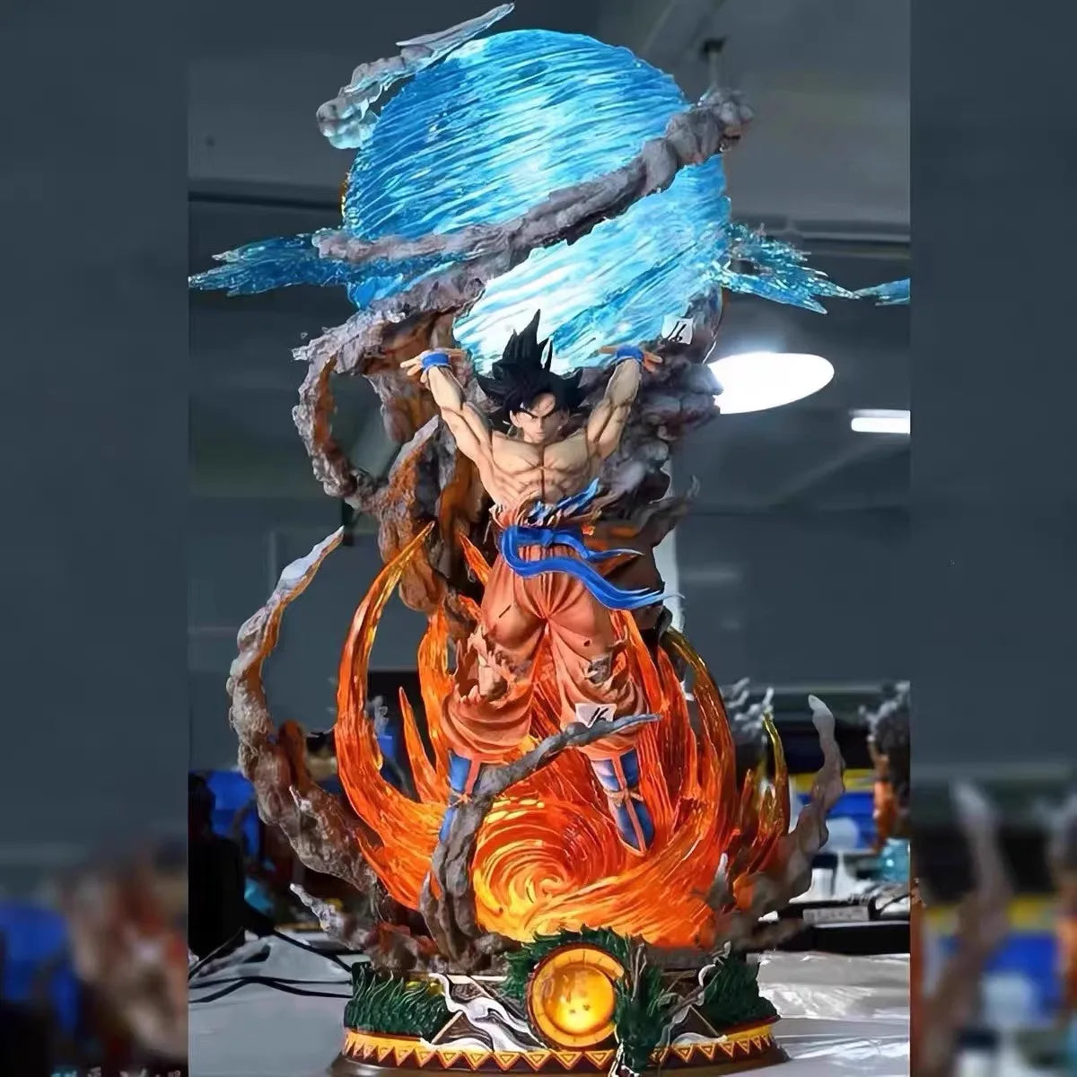 Hot Dragon Ball Son Goku Genki Dama Anime Led Lamp Collectible Statue Desk Decor Gift Men Glow In The Dark Action Figure ﻿