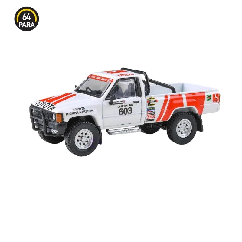 PARA 1:64 Toyota Hilux Roof of Africa 1993 DealerTeam Casted imitation alloy car model, boys' toy collection decorative item.