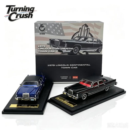 Turning Crushi 1:64 Sun Star 1979 Lincoln Continental City Christmas Edition alloy casting car model,static desktop ornament.