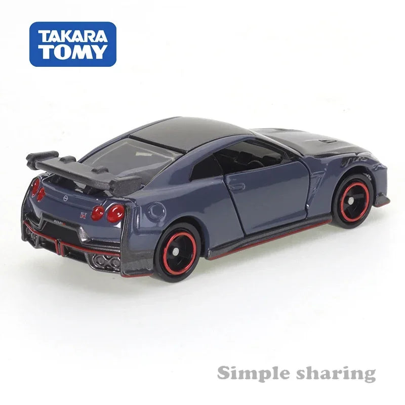 Takara Tomy Tomica No.60 Nissan GT-R Nismo (Box) 1/62 Car Alloy Toys Vehicle Diecast Metal Model Kids Xmas Gift Toys for Boys