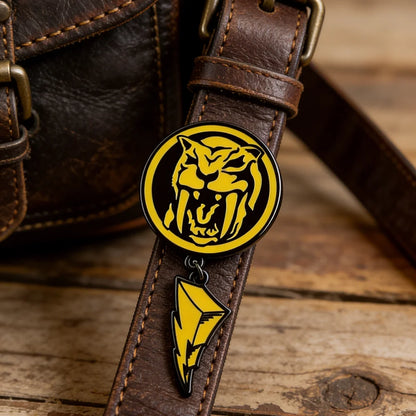 Mighty Morphin Power Rangers Yellow Ranger Enamel Pin Sabertooth Tiger Power Coin Brooch Lightning Bolt Pendant Metal Badge Gift