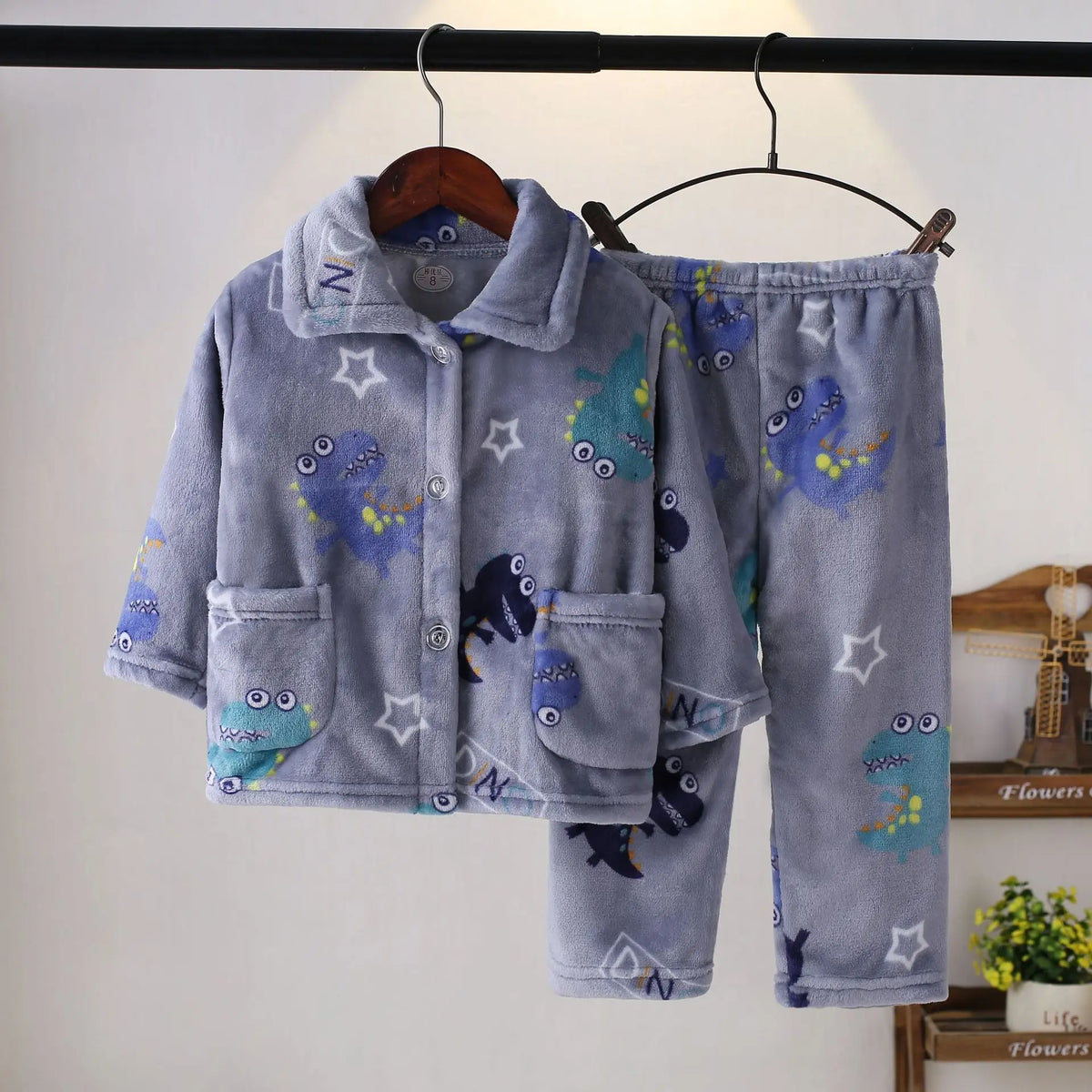 Girls' sleepwear long sleeved flannel children's sleepwear autumn and winter coral fleece boys' baby children's home Clothing se