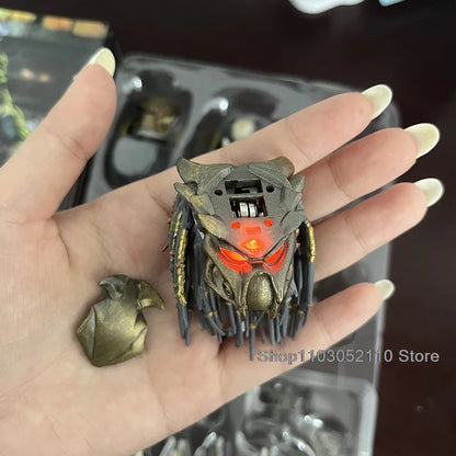 Elder Predator Figure With LED Predator VS Alien Edition Predator Alien Hunter Action Figure Model Collectible Gifts