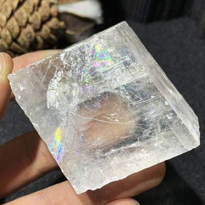 Natural Crystal White Calcite Raw Stone Ornament Mineral Crystal Specimen Rainbow Color Calcite Cube Home Decoration