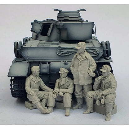 1/35 resin soldier model GK - Military theme - Two soldiers (4 figures) - Unassembled and unpainted DIY kit - 1220R