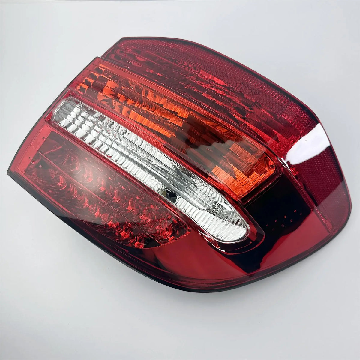 95563148702 95563148802 Tail Light Suitable for Cayenne 2007-2010