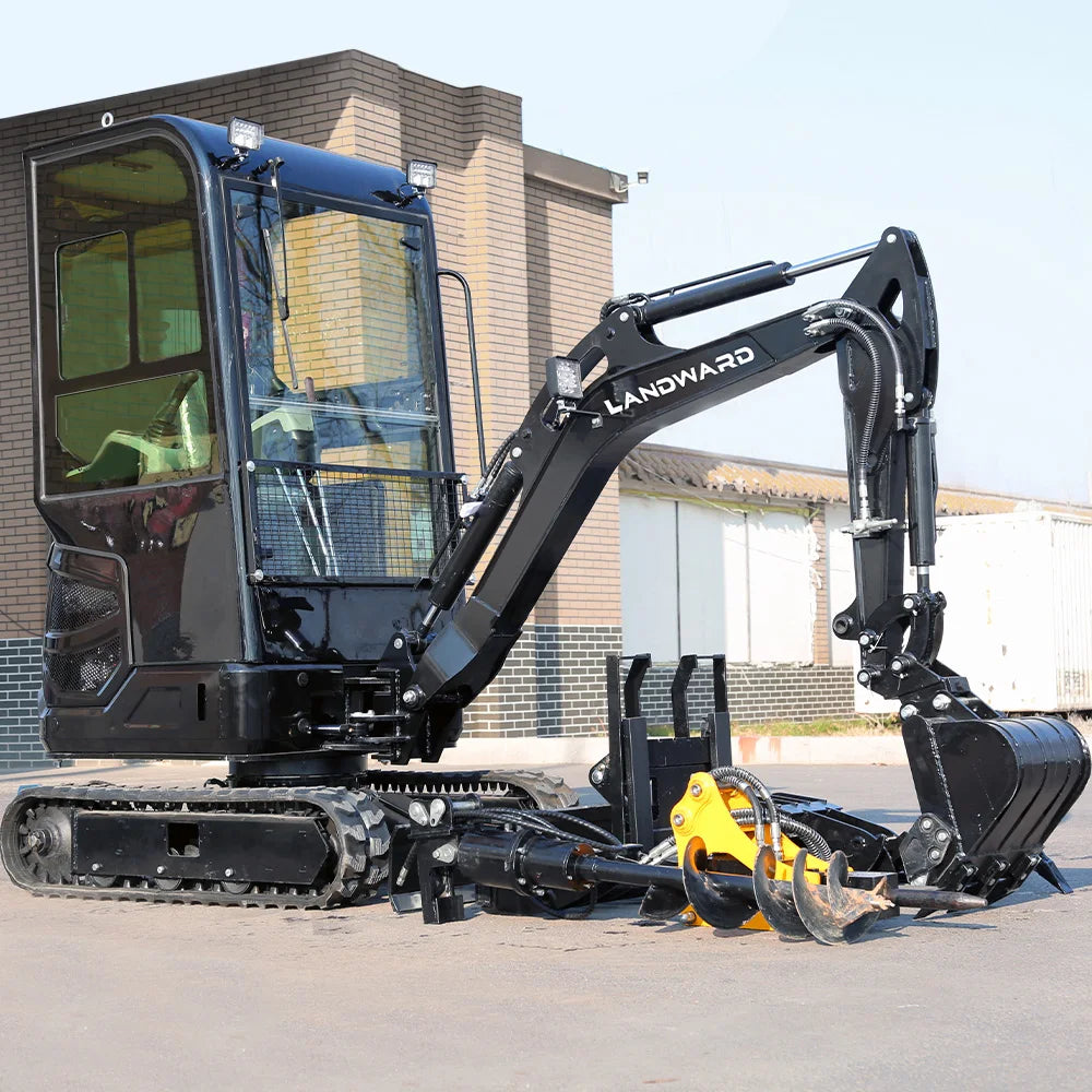 Landward New 2-Ton Excavator EPA Euro 5 Engine Mini Excavator Trencher Home Use Small Mini Excavator CE Bagger Price Customized