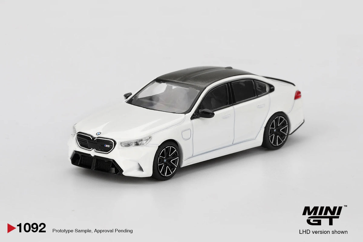 MINI GT 1:64 Ford BMW Bentley Toyota Nissan Porsche Bugatti Collectible Car Models of Sports Cars Made By Alloy Die-casting