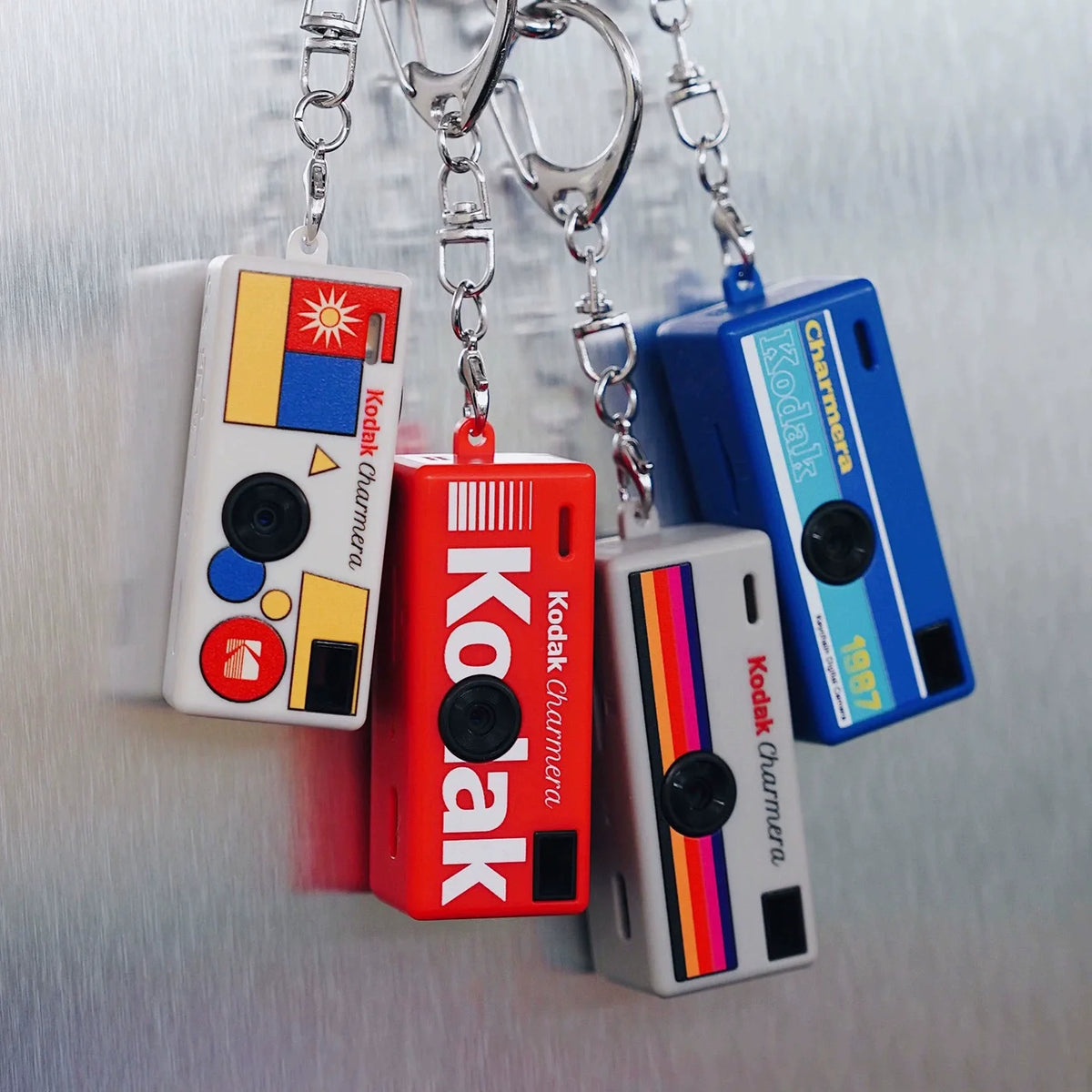 Kodak Charmera Keychain 35MM/F2.4 Digital Camera 1987 with Flash Mini Digital Camera 6 Colors Random Color Camera For Gift ﻿