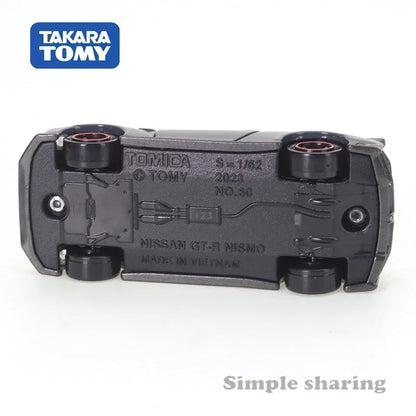 Takara Tomy Tomica No.60 Nissan GT-R Nismo (Box) 1/62 Car Alloy Toys Vehicle Diecast Metal Model Kids Xmas Gift Toys for Boys